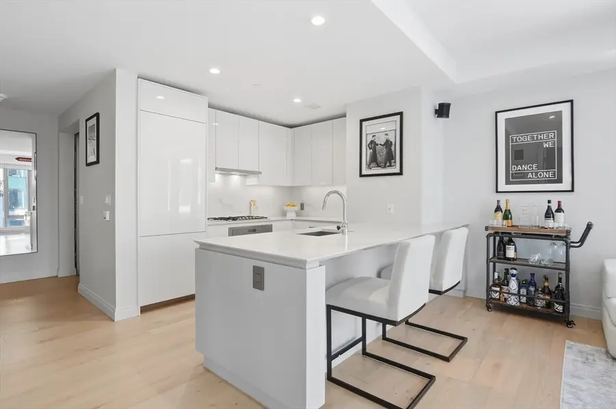 135 Seaport Blvd #1007, Boston, MA 02210 - #2