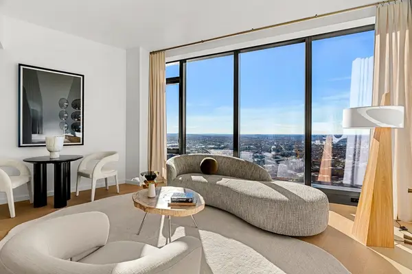 682 Atlantic Ave #39B, Boston, MA 02111