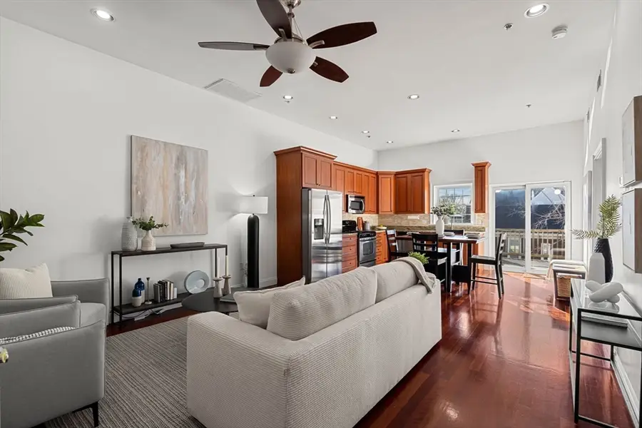 661 Bennington Street #3, Boston, MA 02128 - #2