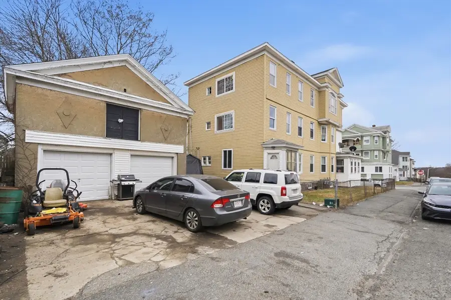 61 Cohasset St, Worcester, MA 01604 - #2