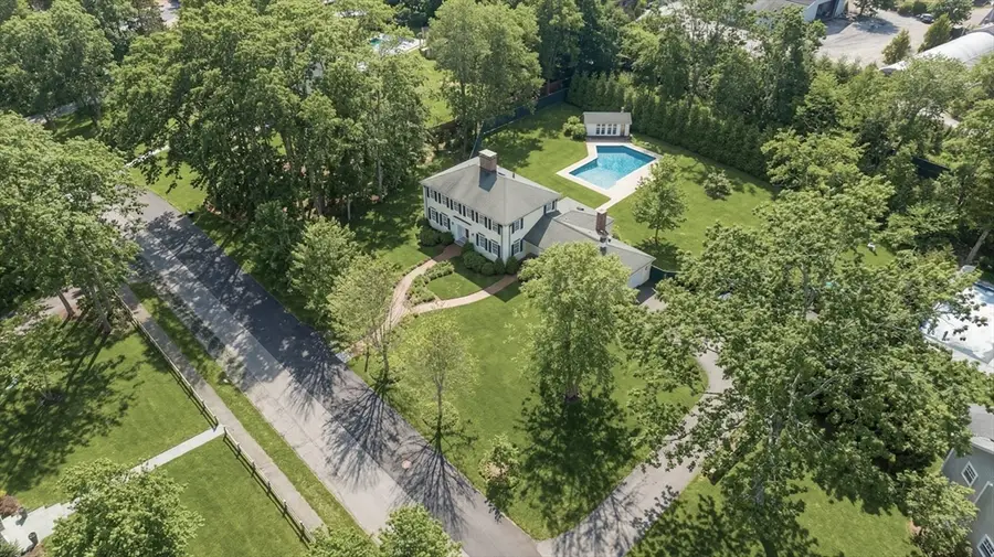 23 Parkwood Dr, Milton, MA 02186 - #3