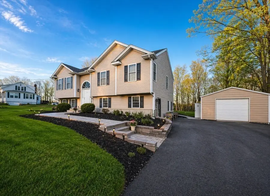 124 N Walker Street, Taunton, MA 02780 - #2