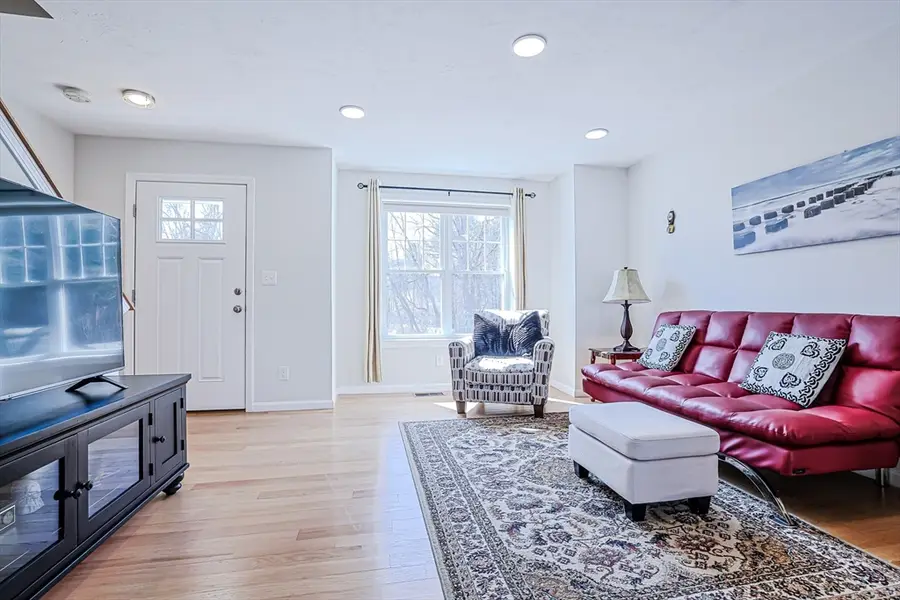 2 Walter G Wiede St #1, North Chelmsford, MA 01863 - #2