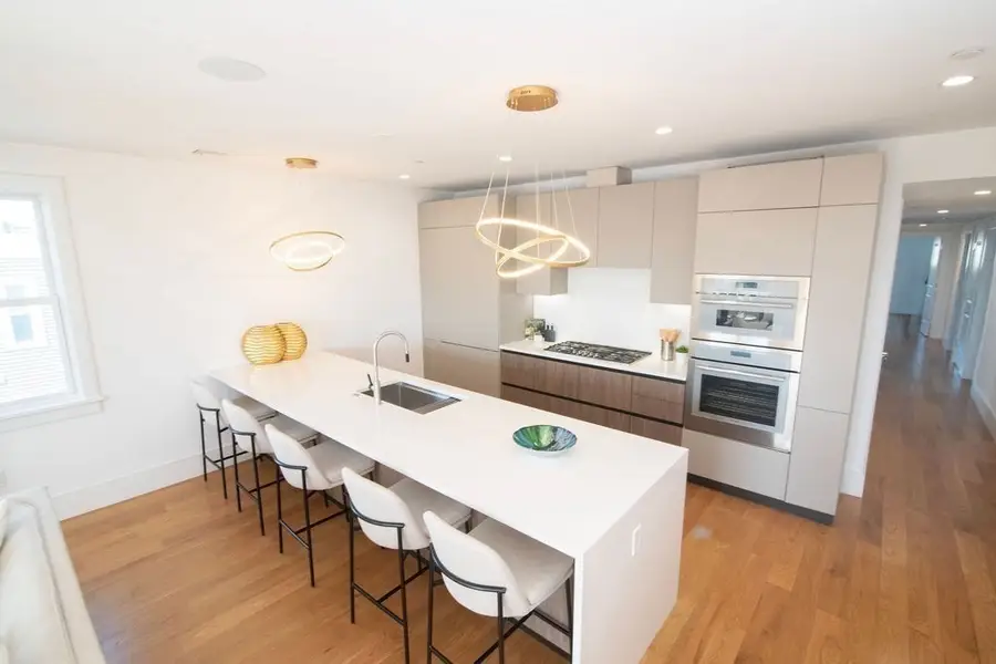 726 East 8th Street #3PH, Boston, MA 02127 - #3