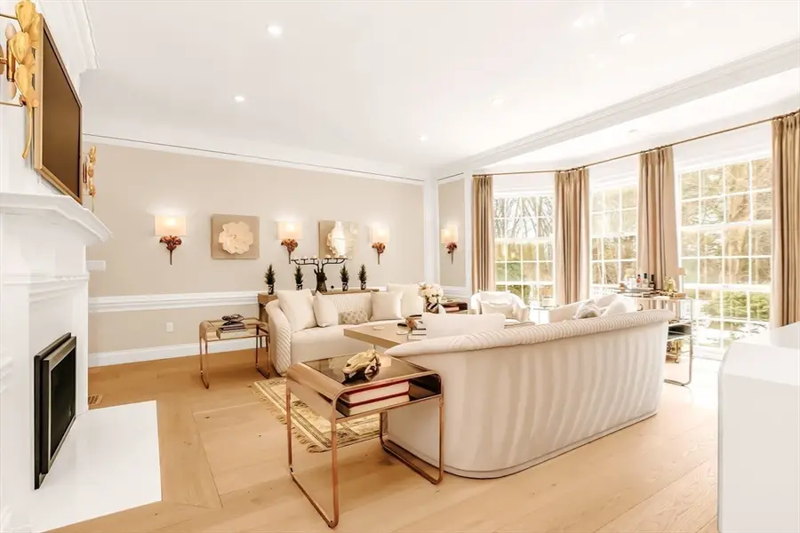 31 Boyles St, Beverly, MA 01915 - #3