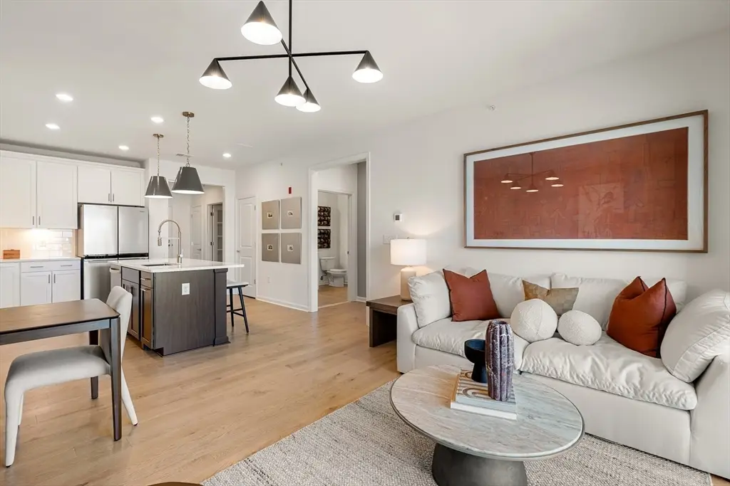 6 Stratton Drive #3303, Woburn, MA 01801 - #1