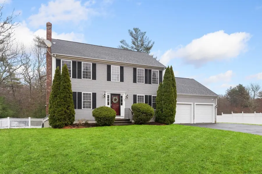 140 Powhattan Dr, East Taunton, MA 02718 - #2