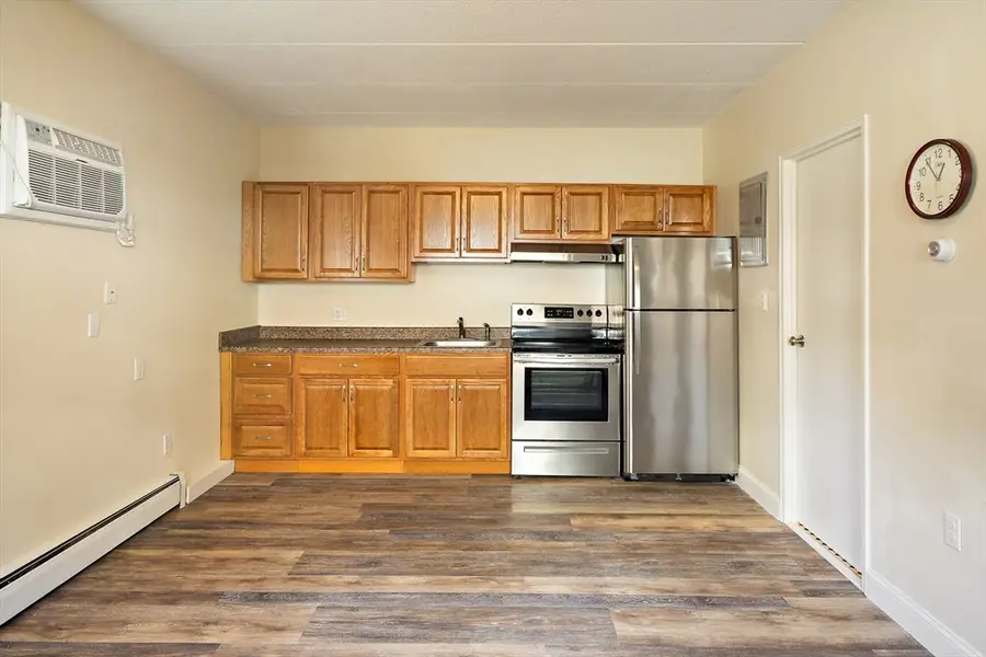 995 Massachusetts Avenue #105, Arlington, MA 02476 - #2