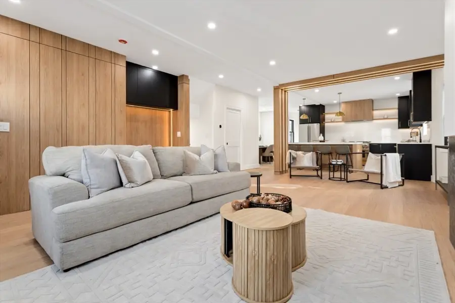 10 Bartlett St #1, Somerville, MA 02145 - #2