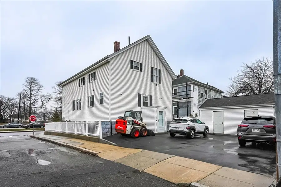 529 Stafford Rd, Fall River, MA 02721 - #2