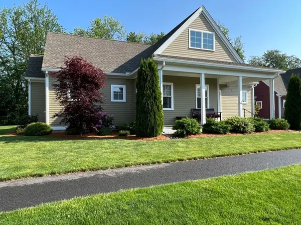 6 East Commons Drive #6, Hadley, MA 01035