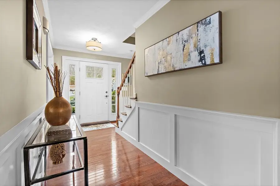 138 Fir Hill Ln, Northbridge, MA 01534 - #2