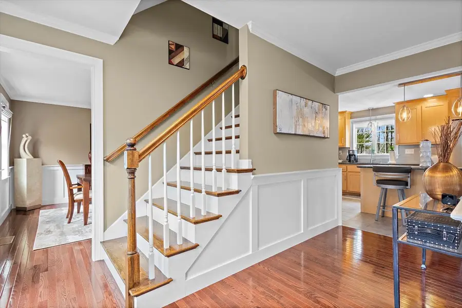 138 Fir Hill Ln, Northbridge, MA 01534 - #3