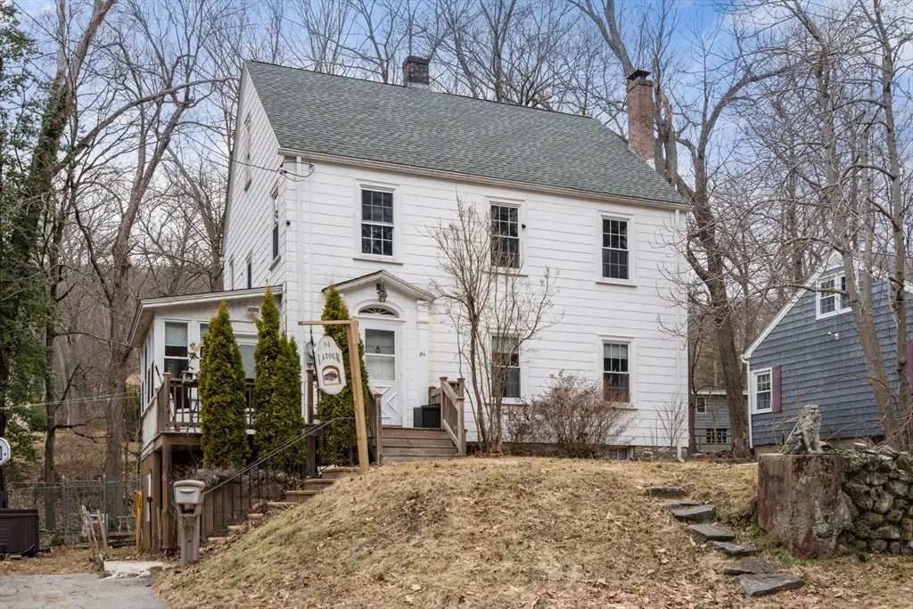 84 Park Ave, Southbridge, MA 01550 - #1