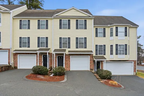 1401 Pawtucket Blvd #2, Lowell, MA 01854