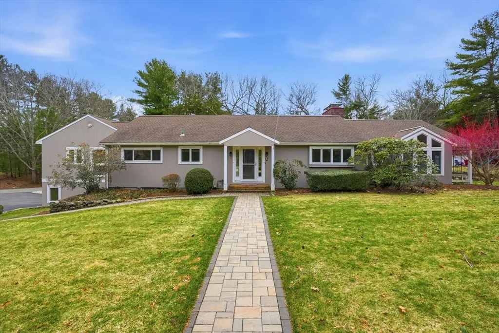 180 Chestnut St, Duxbury, MA 02332 - #1