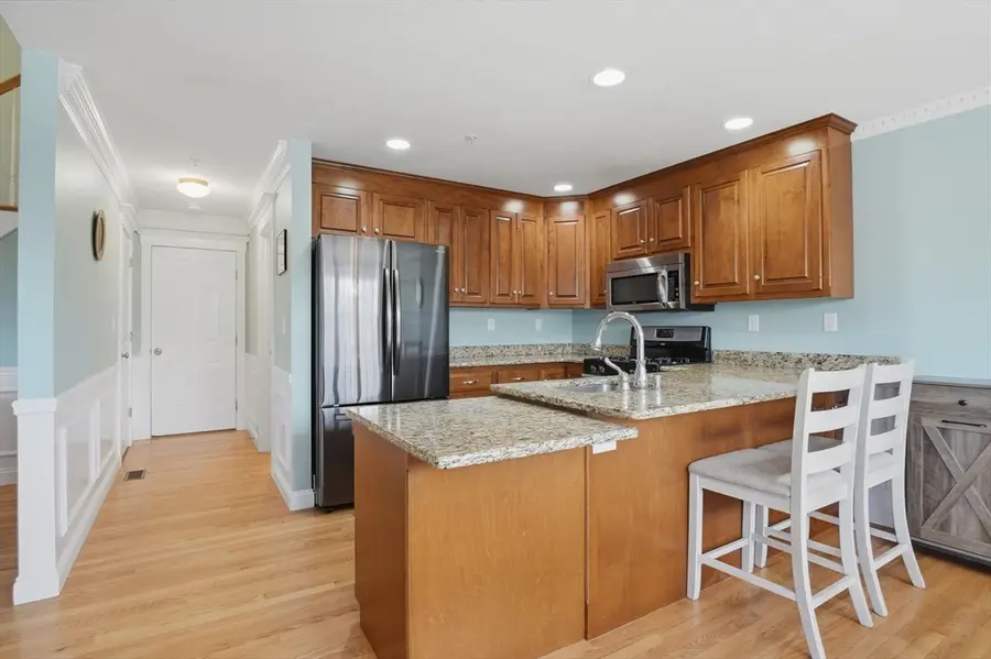 32 Edmonds Circle #32, Northbridge, MA 01588 - #2