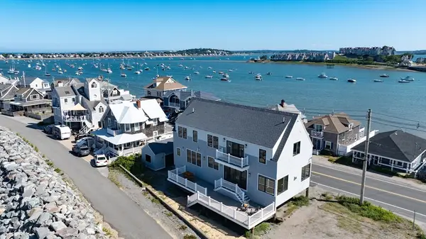 1092 Nantasket Ave, Hull, MA 02045