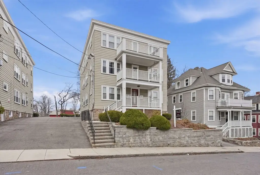 15 Adelaide St #4, Boston, MA 02130 - #1