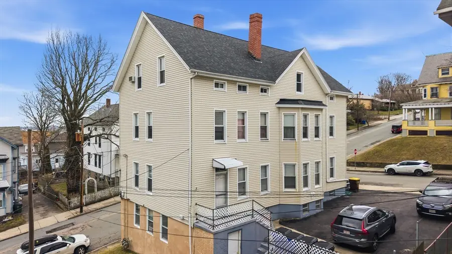 550 June St, Fall River, MA 02720 - #3