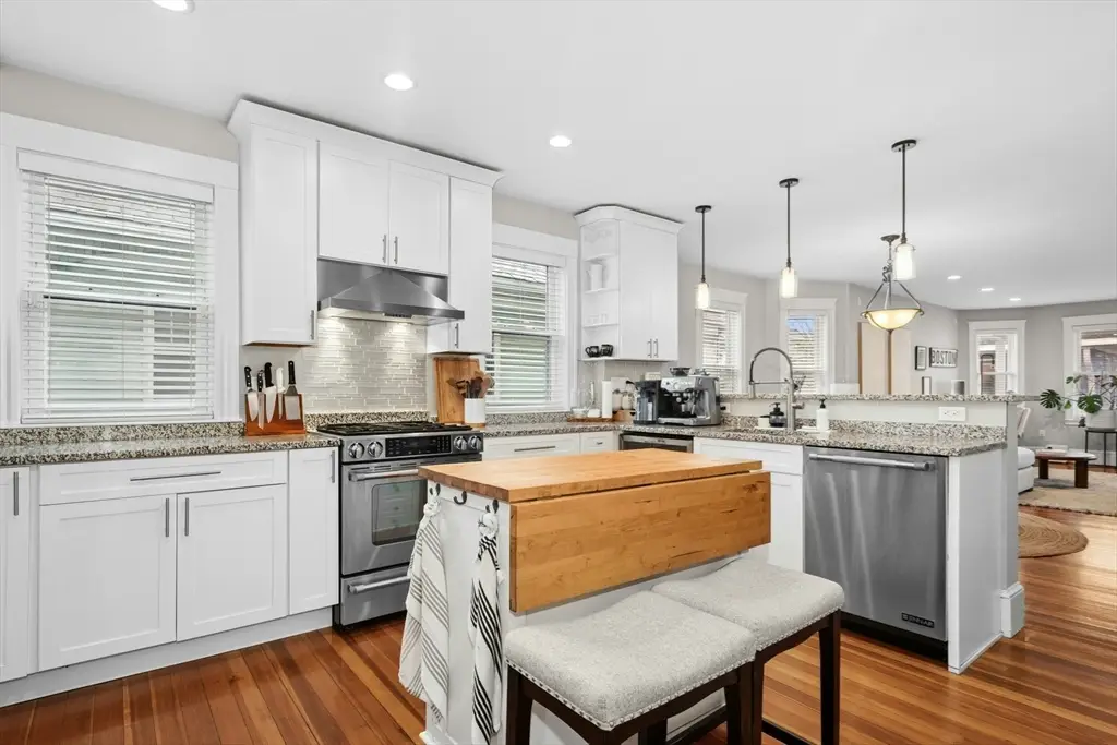 17 Copley St #2, Cambridge, MA 02138 - #1