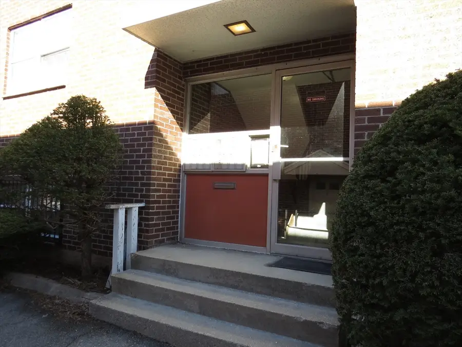 74 Harvard St, Waltham, MA 02453 - #2