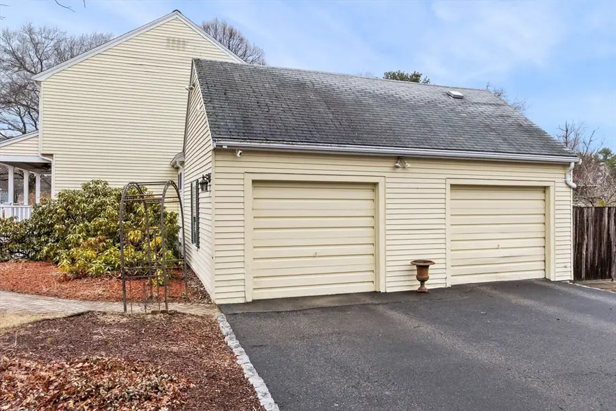 43 Wakefield St, Reading, MA 01867 - #2
