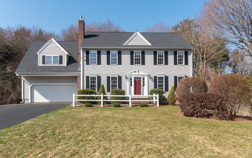 30 Cesidio Ct, Bridgewater, MA 02324 - #1