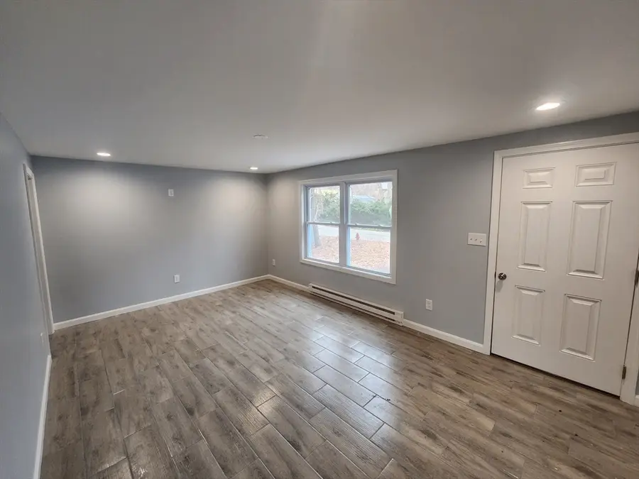 56 Brattle St, Athol, MA 01331 - #3