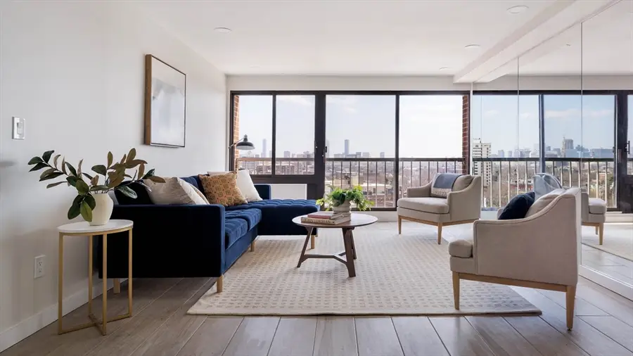 1105 Massachusetts Ave #PHA, Cambridge, MA 02138 - #2