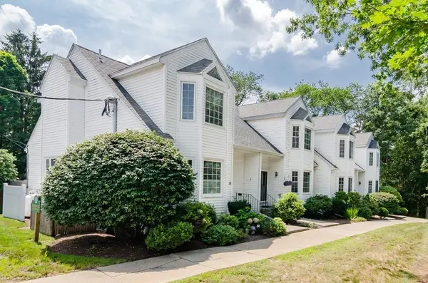 29 Church St #22, Weymouth, MA 02189