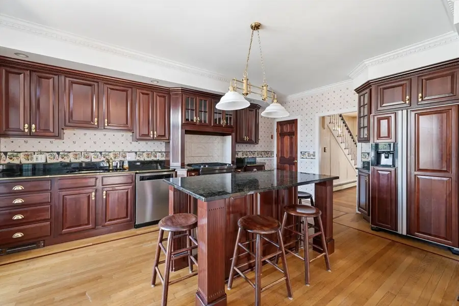 11 Hampshire St, Everett, MA 02149 - #2