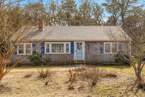 11 Sycamore Lane, Dennis, MA 02660