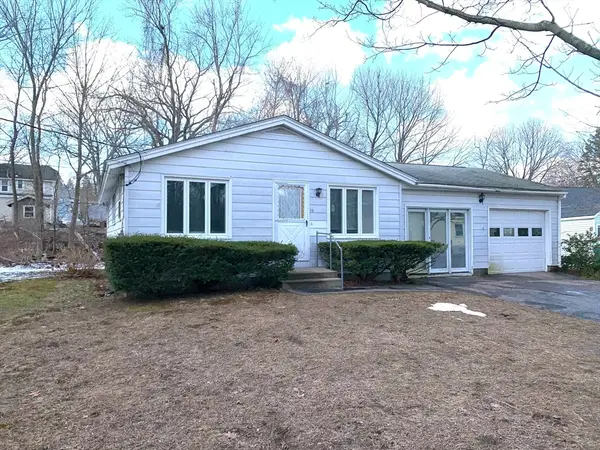 13 Greenhurst Ave, Fitchburg, MA 01420