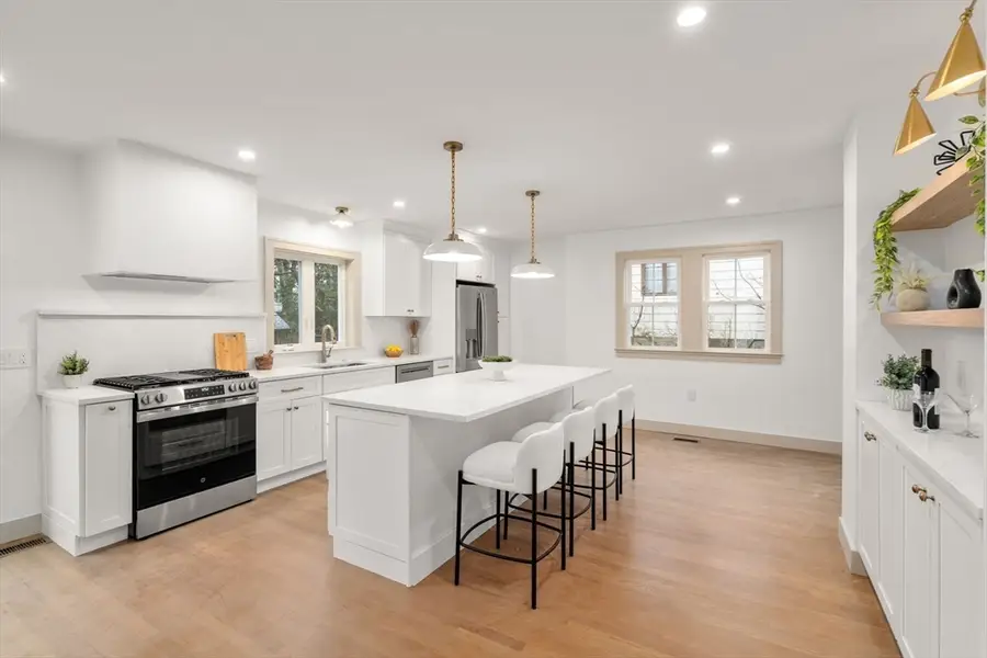 36 Kenilworth Rd, Arlington, MA 02476 - #3