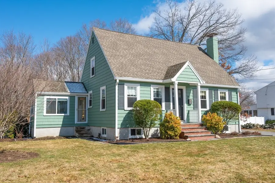 25 Wakefield St, Reading, MA 01867 - #2