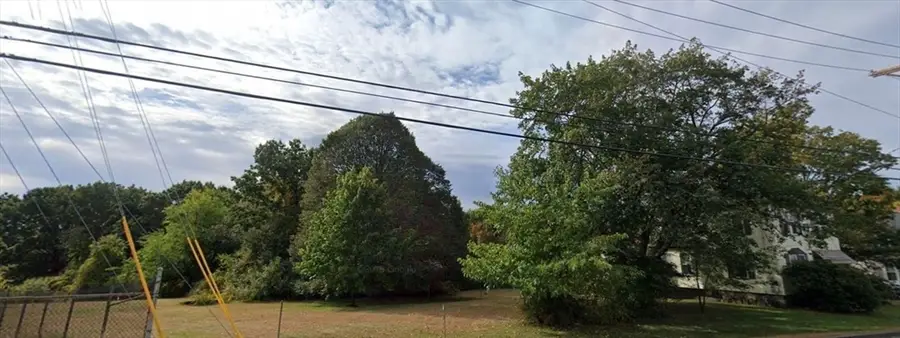 133 Pleasant Valley St, Methuen, MA 01844 - #3