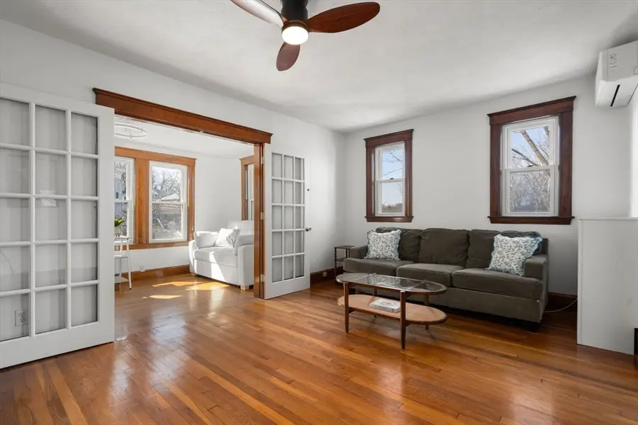 27 Union St #3, Boston, MA 02135 - #3