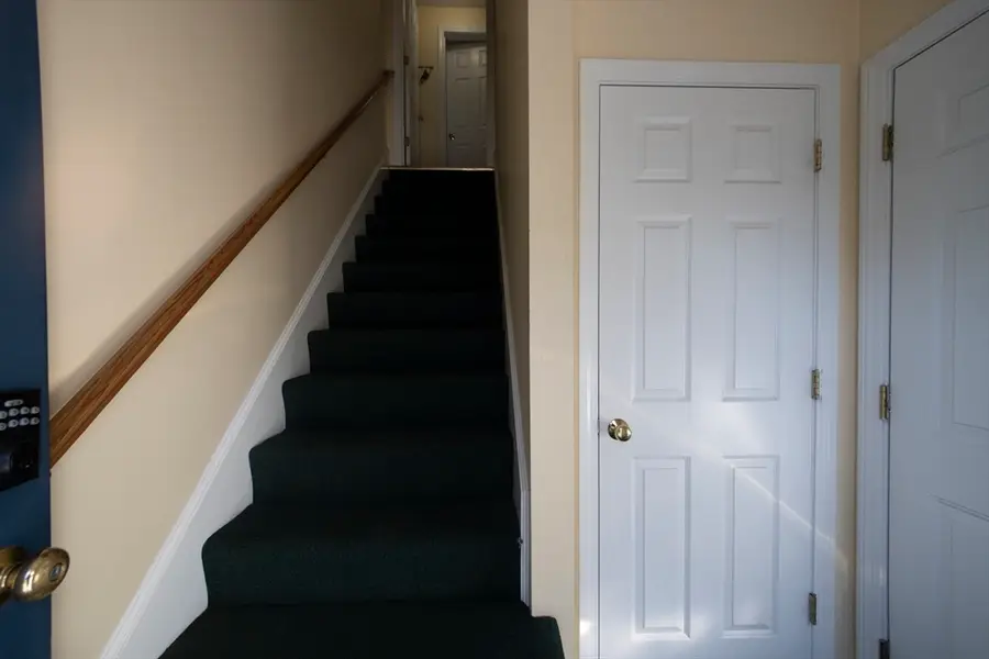 1017 Middlesex St #5, Lowell, MA 01851 - #2