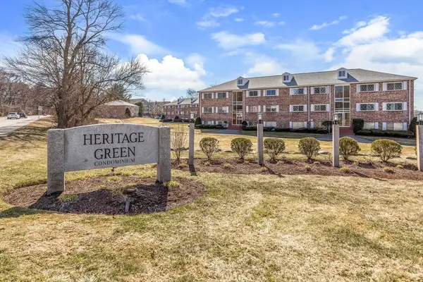 30 Fernview Ave #4, North Andover, MA 01845