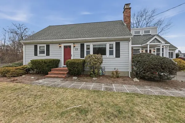 13 Avon Drive, Hudson, MA 01749