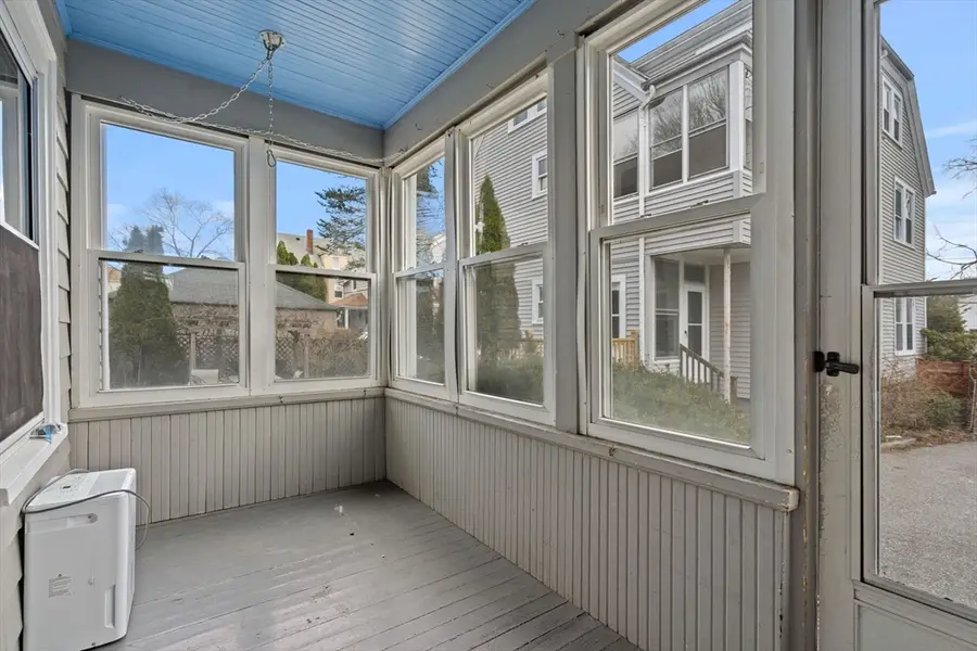 74 Myrtle St, Lynn, MA 01905 - #3