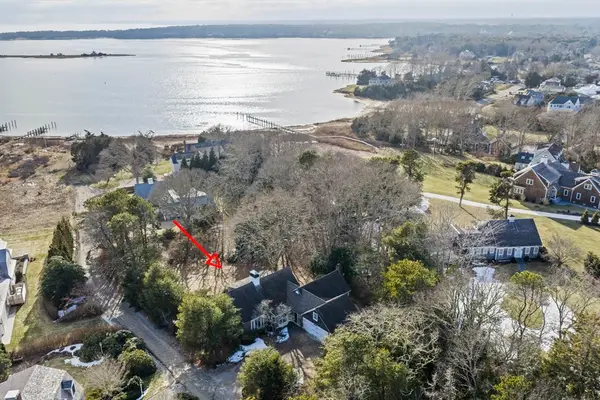 18 Winfield Way, Barnstable, MA 02655