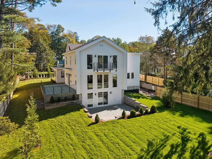 873 Chestnut Street, Newton, MA 02468 - #2