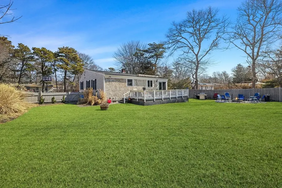 47 Nobby Ln, West Yarmouth, MA 02673 - #2