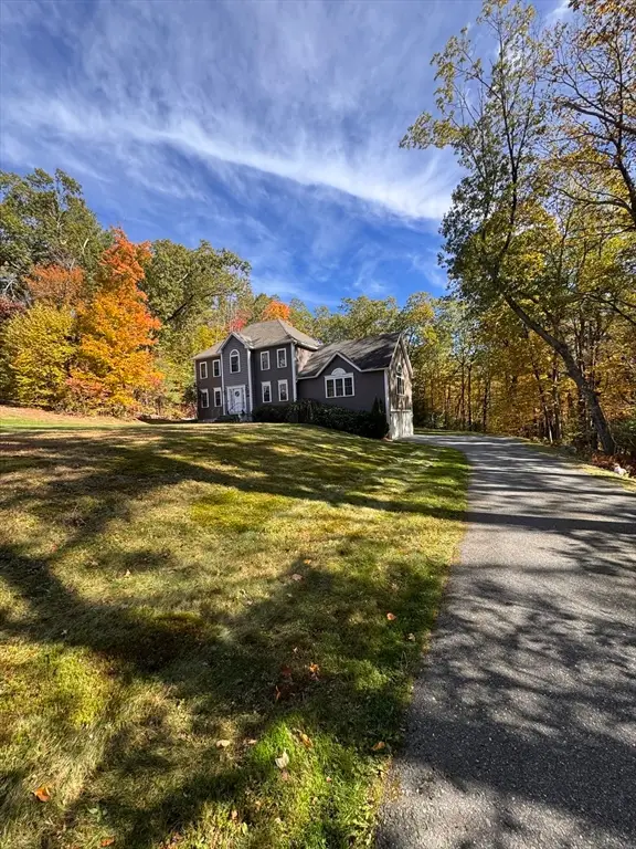 680 Reservoir St, Holden, MA 01520 - #2