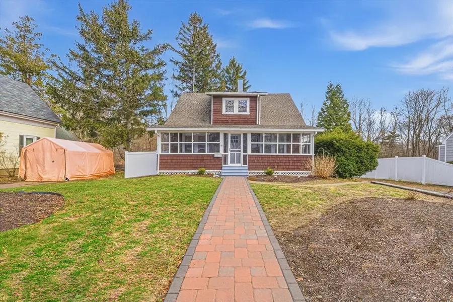 45 Marion St, Natick, MA 01760 - #2