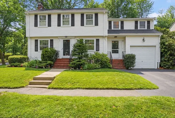 52 Hurlcroft Rd, Milton, MA 02186
