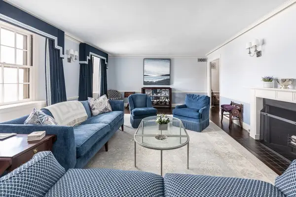 172 Beacon St #3, Boston, MA 02116