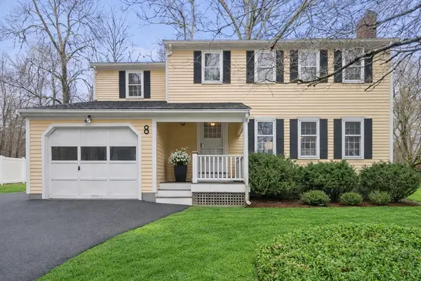 8 Woodfall Road, Medfield, MA 02052